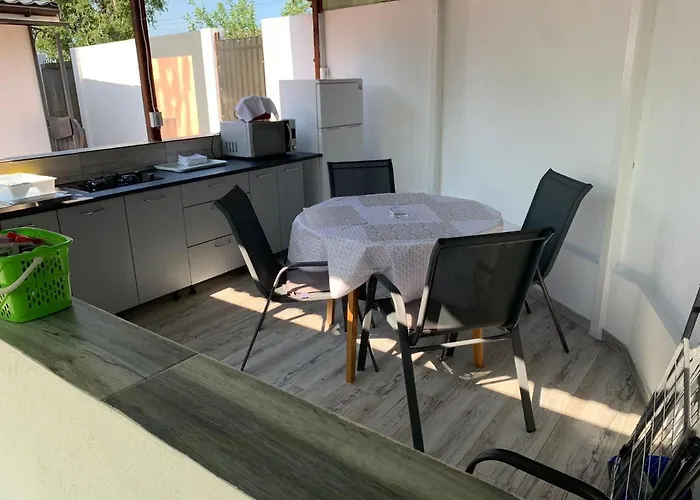 Apartman R I A N A 2 *